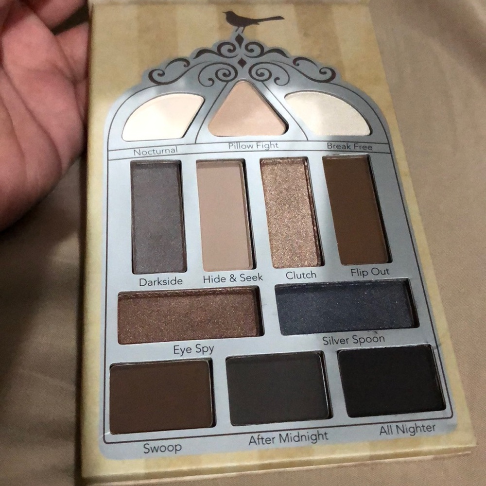 Pretty Vulgar nightingale palette